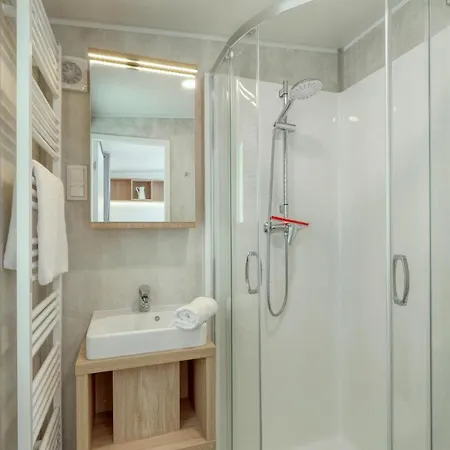 בית נופש Tiny Haus 18 Am Brombachsee